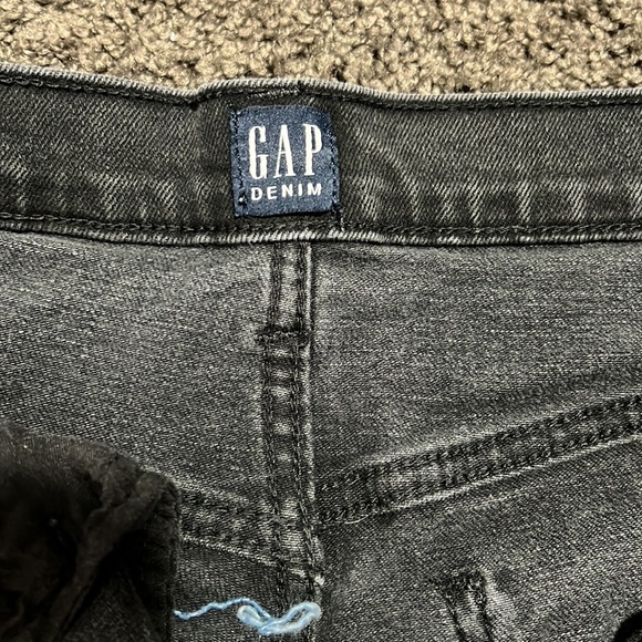 Gap shorts - Picture 3 of 3